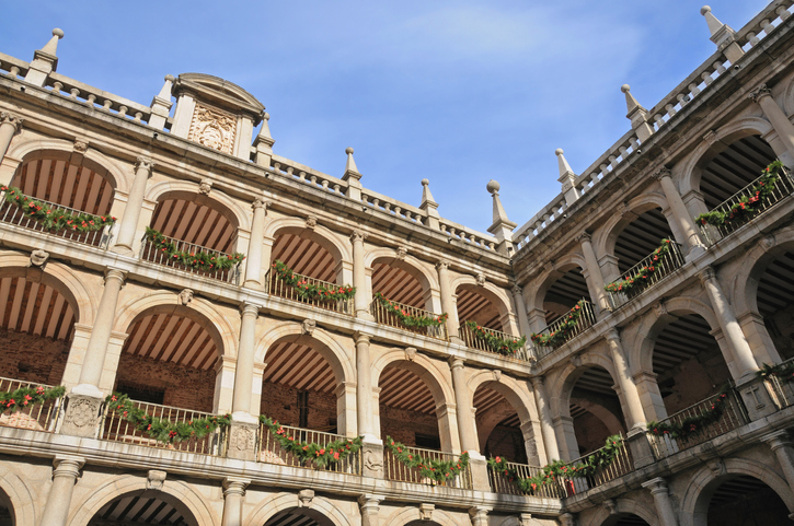 Diferencias  Universidad pública y privada