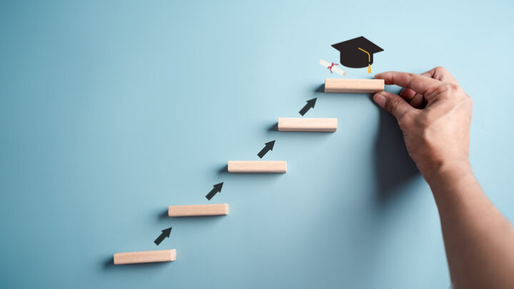 Más formación académica en época de crisis