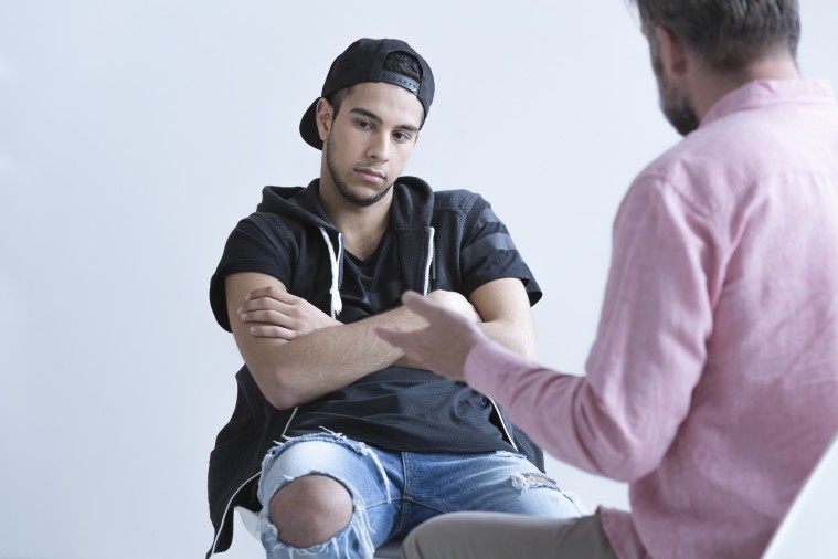 Cómo educar a un joven rebelde
