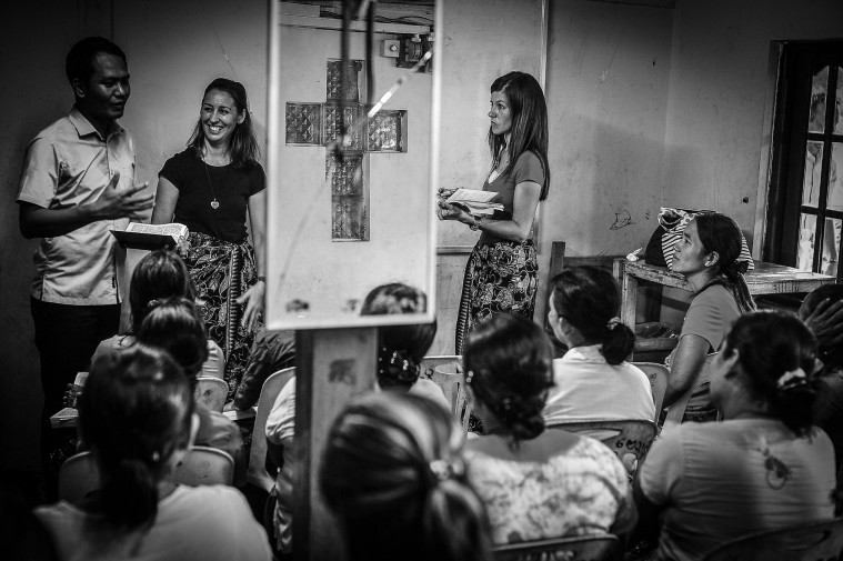 5 maneras útiles de aprender un idioma mientras trabajas 5 maneras útiles de aprender un idioma mientras trabajas