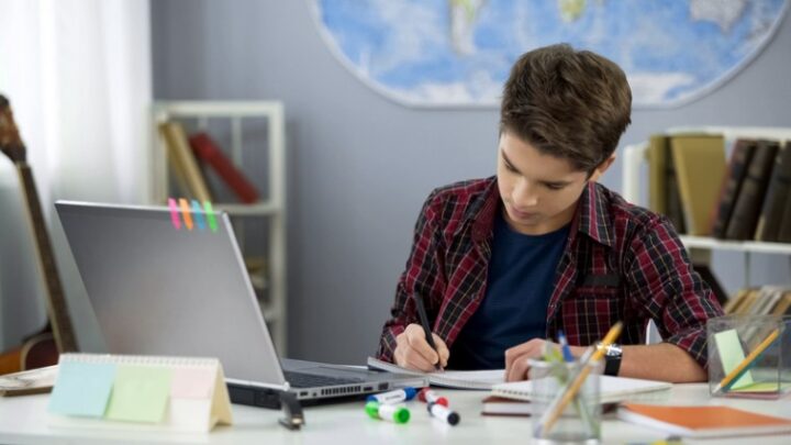 Cómo debe ser la habitación para estudiar