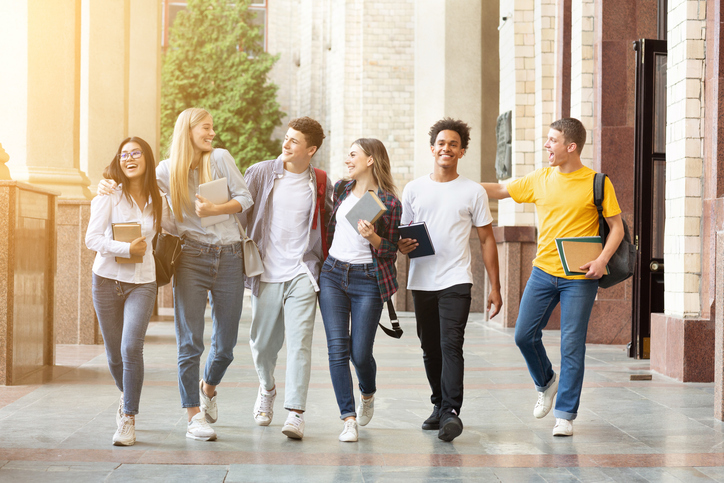 estudiantes de universidad