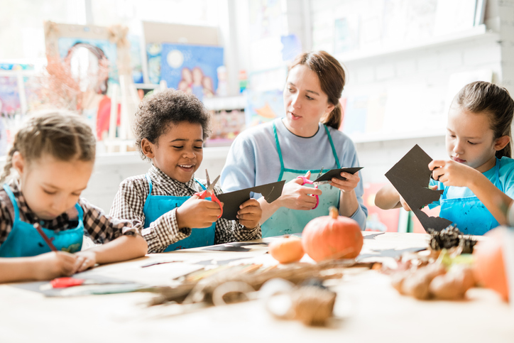 Beneficios de las manualidades en la educación