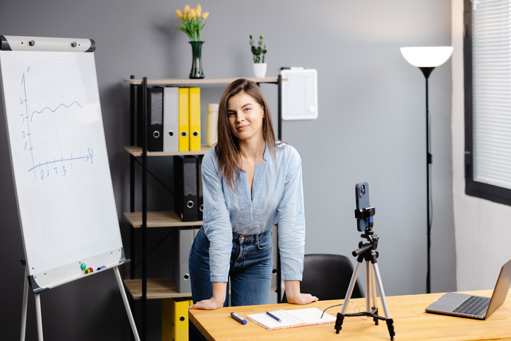 YouTube y TikTok: Estrategias efectivas de video marketing para la educación online