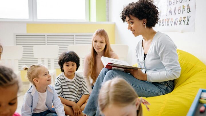 Importancia de una educación bilingüe basada en el método Montessori
